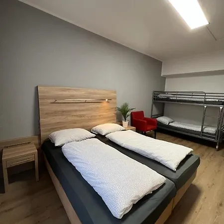 Black Sheep ホステル *