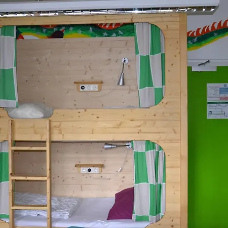 Hostel Black Sheep *