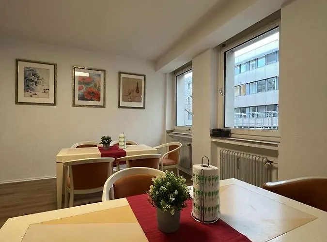 Vandrerhjem Black Sheep *