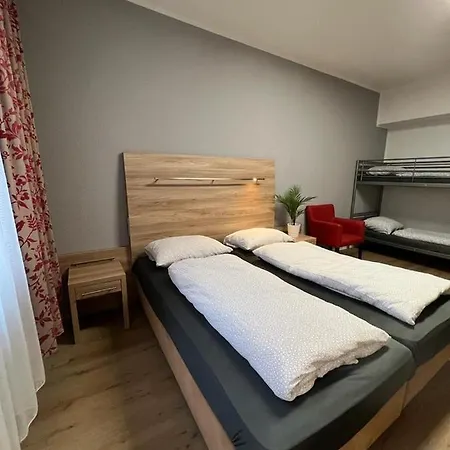 Black Sheep بيت شباب *