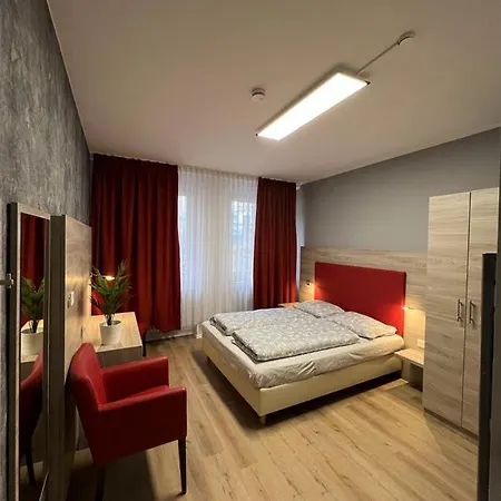 Black Sheep Hostel *